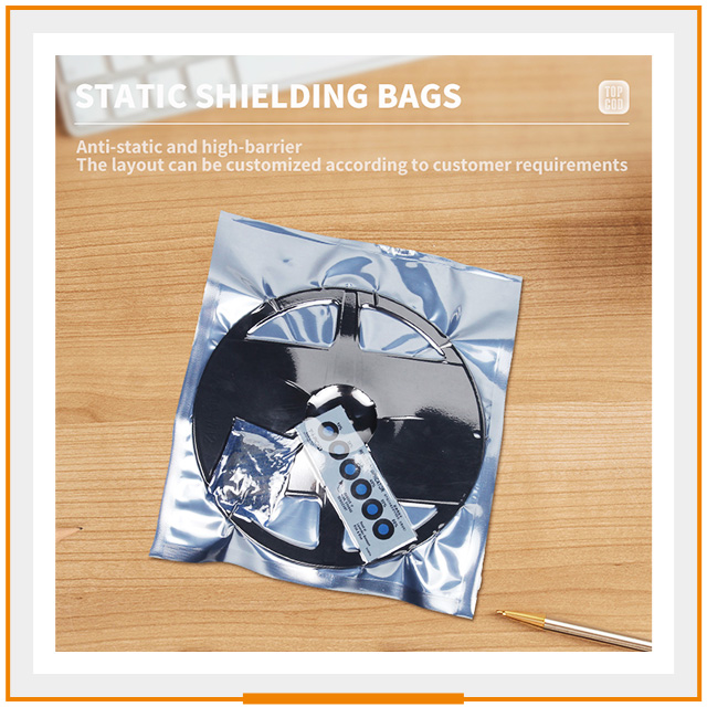 مجموعة مكونات إلكترونية مكونة من ثلاث قطع